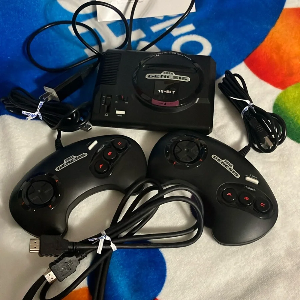 SEGA Genesis Mini Console 2 controllers with HDMI cable